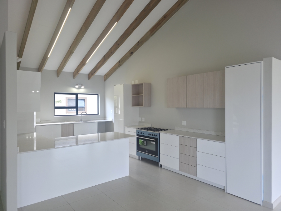 3 Bedroom Property for Sale in Fountains Estate Eastern Cape